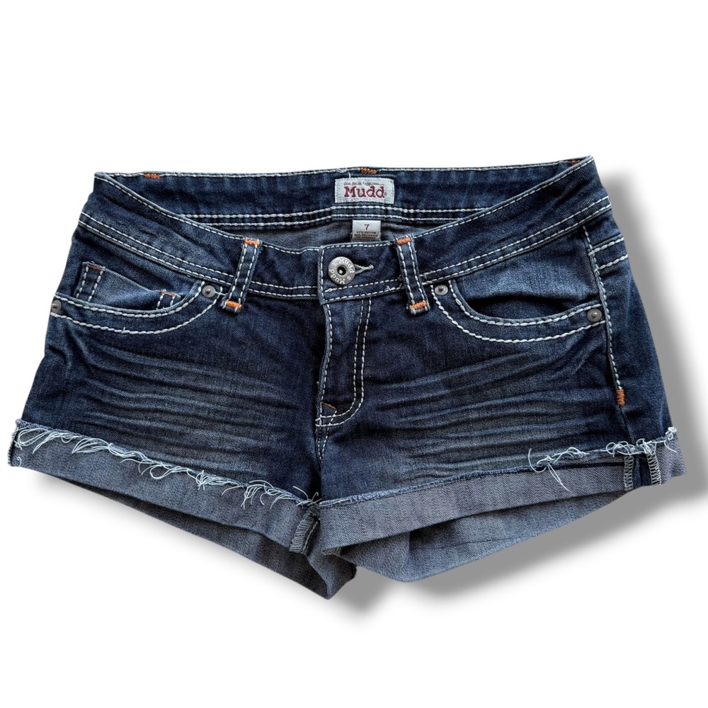 Mudd Junior's 7 Dark Wash Low Rise Embroidered Flap Pocket Jean Shorts Y2K Retro